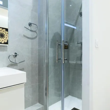 4p Au Coeur Du Centre - 5 Min Palais & Plages - 4p Au Coeur Du Centre - 5 Min Palais & Plages Mae-2093 Cannes